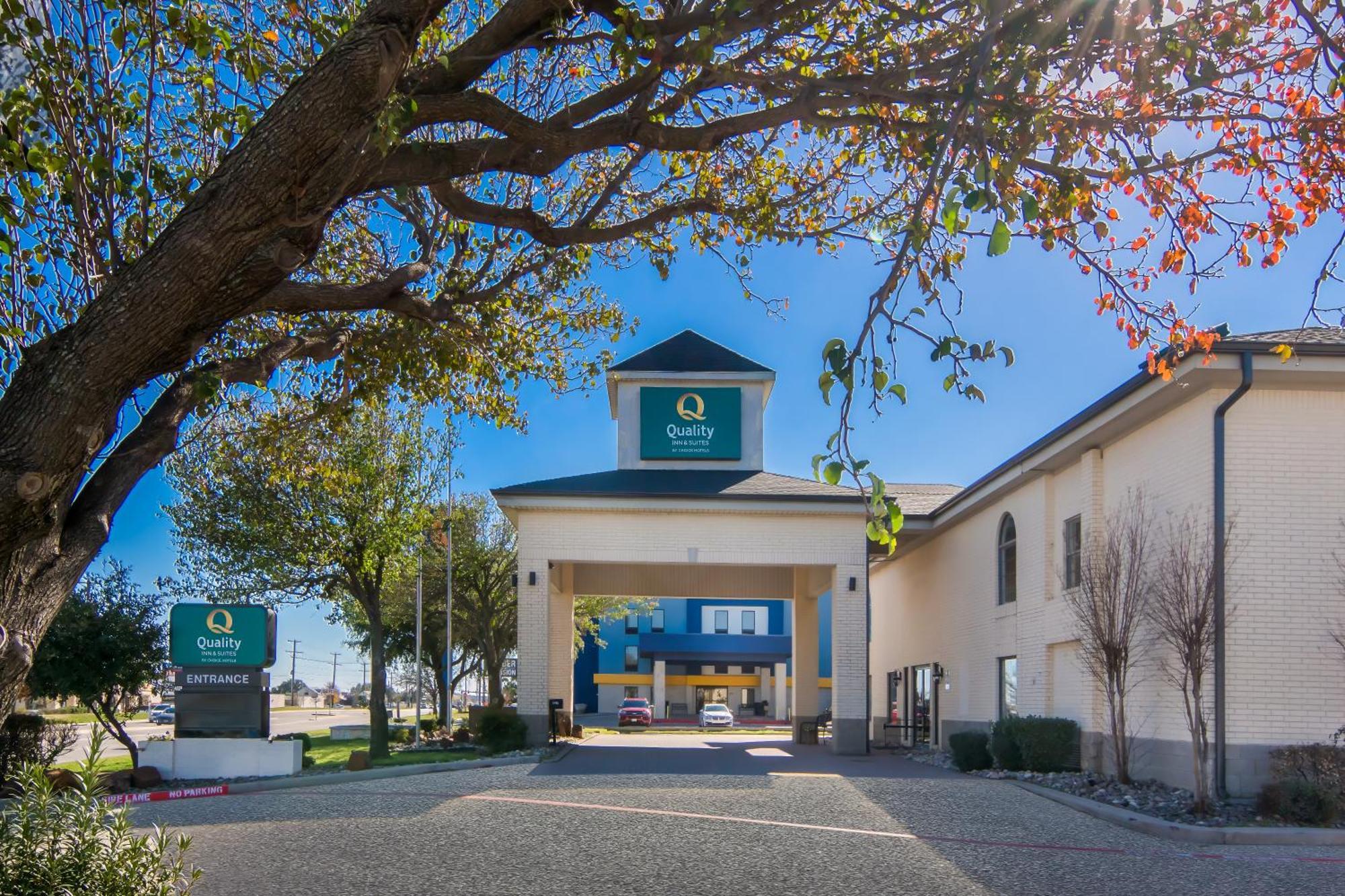 Quality Inn & Suites Weatherford Exterior foto